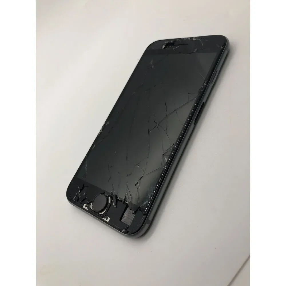Apple iPhone S Model A1633 Locked, No Sim, Cracked Screen, Powers On